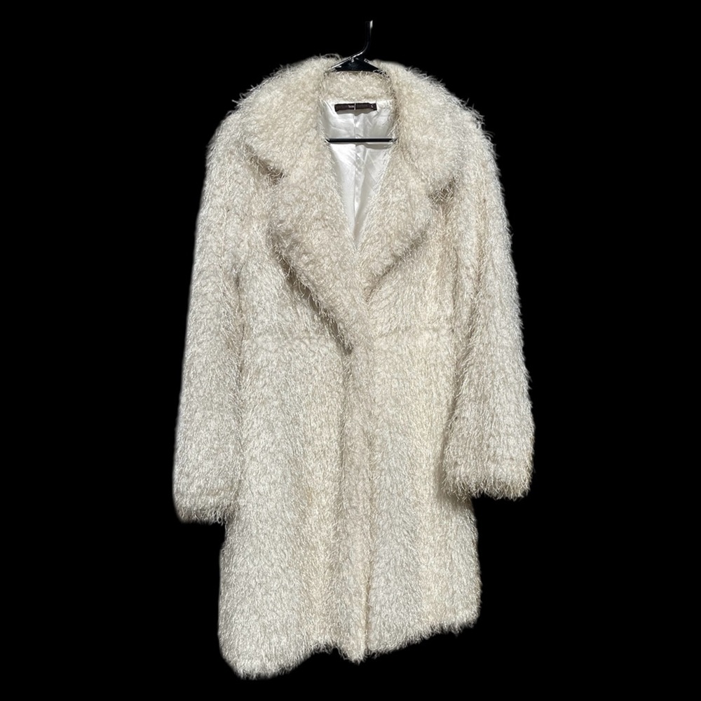 Hazel Elegant White Faux Fur Coat